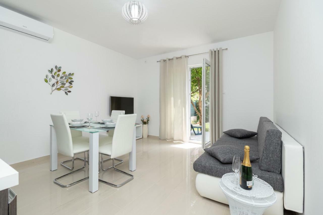 Apartments Peca Задар Екстер'єр фото